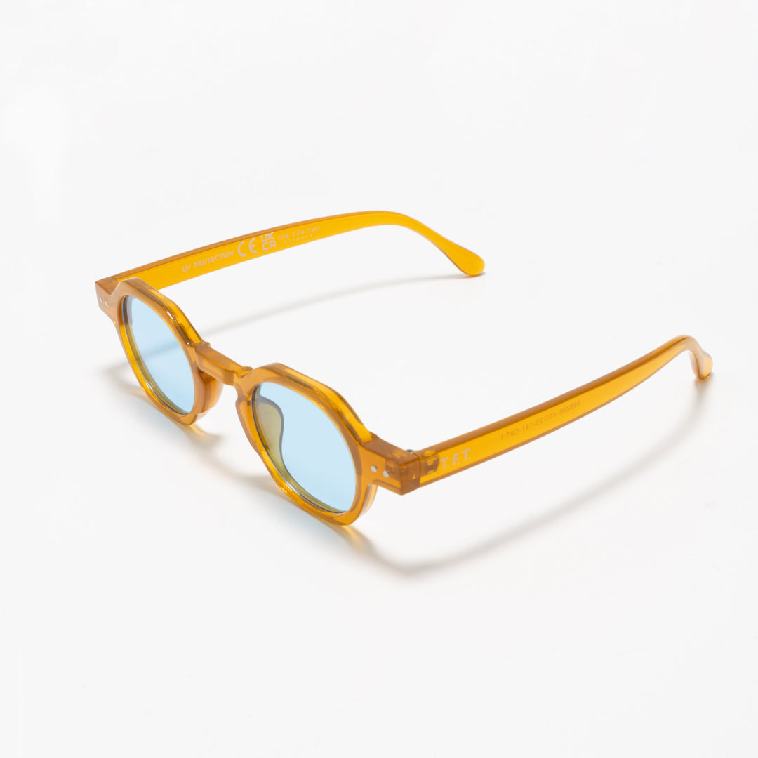 MODEL BUGATTI OCHRE YELLOW