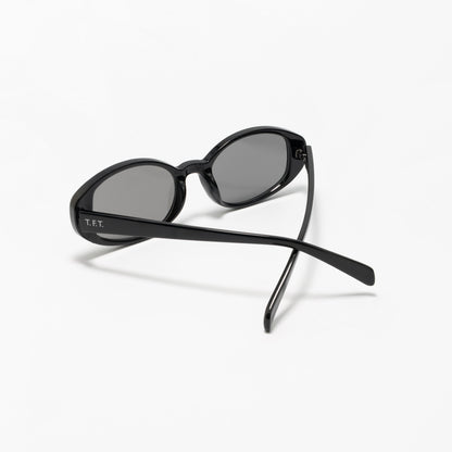 MODEL OTTANTA BLACK